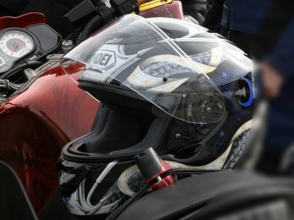 Nanoversiegelung für Motorradhelm